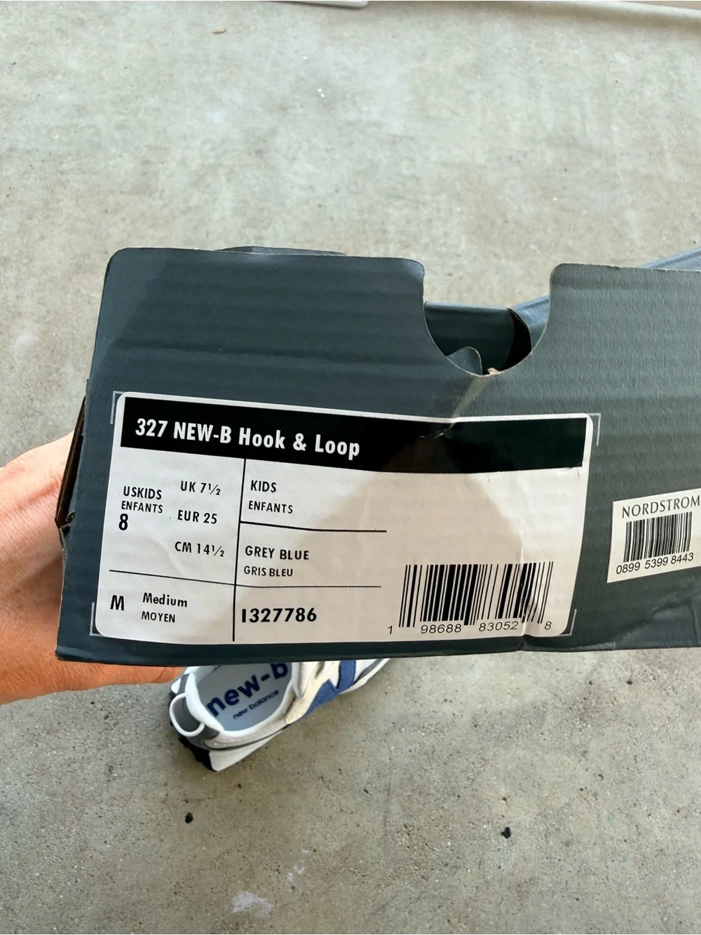 New Balance 327 Toddler sneaker size 8
